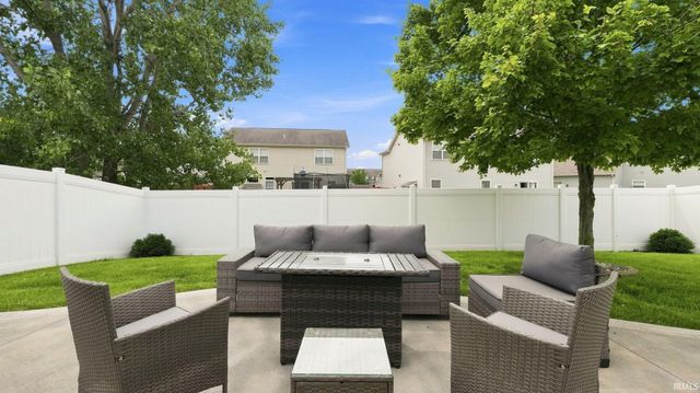10928 Calera Passage, Roanoke, IN 46783