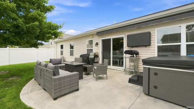 10928 Calera Passage, Roanoke, IN 46783