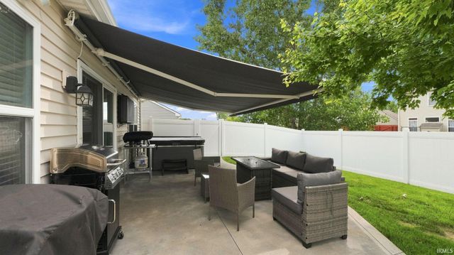10928 Calera Passage, Roanoke, IN 46783