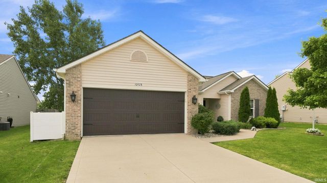 10928 Calera Passage, Roanoke, IN 46783