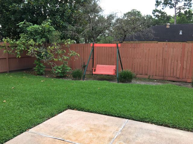 9307 Val Verde Street, Houston, TX 77063