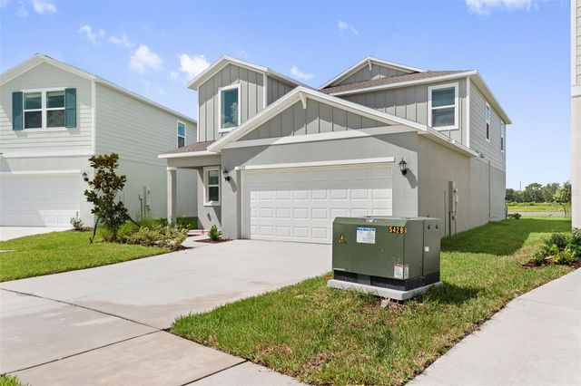 11737 NOBLE BLOSSOM LOOP, Dade City, FL 33525