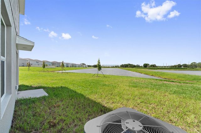 11737 NOBLE BLOSSOM LOOP, Dade City, FL 33525