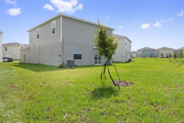 11737 NOBLE BLOSSOM LOOP, Dade City, FL 33525