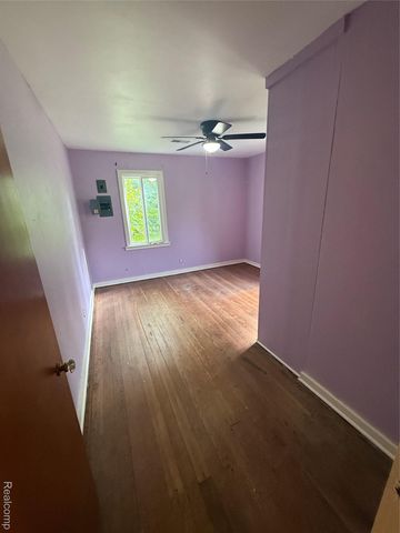 3176 E Fisher Road, Bay City, MI 48706