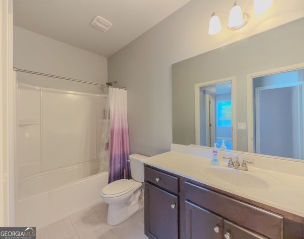 858 West Union Grove Circle, Auburn, GA 30011