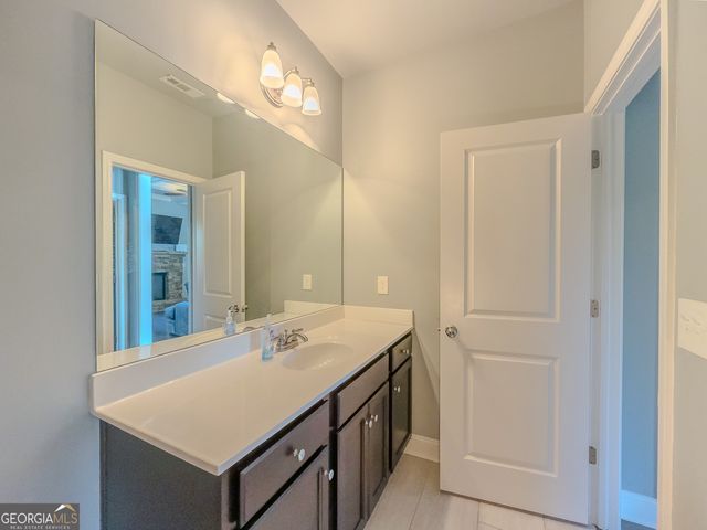 858 West Union Grove Circle, Auburn, GA 30011