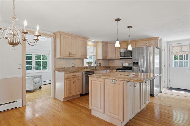 10 Sprague Street, Cumberland, RI 02864