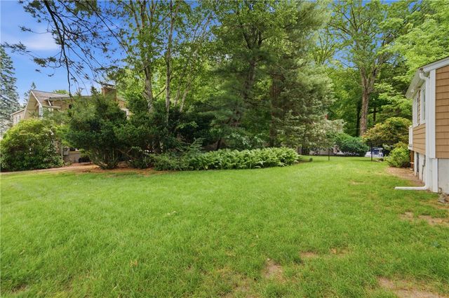 10 Sprague Street, Cumberland, RI 02864