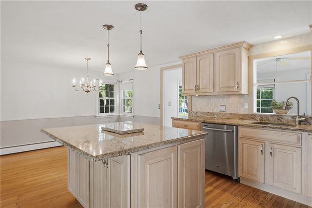 10 Sprague Street, Cumberland, RI 02864