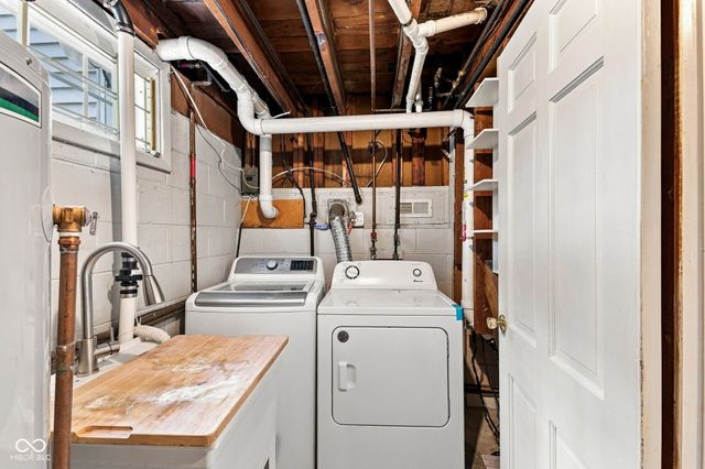 1113 Navajo Trail South Drive, Indianapolis, IN 46260
