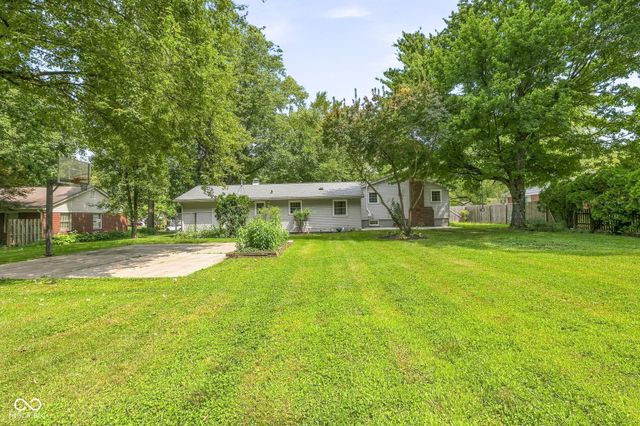 1113 Navajo Trail South Drive, Indianapolis, IN 46260