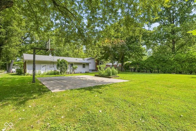 1113 Navajo Trail South Drive, Indianapolis, IN 46260