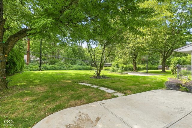 1113 Navajo Trail South Drive, Indianapolis, IN 46260