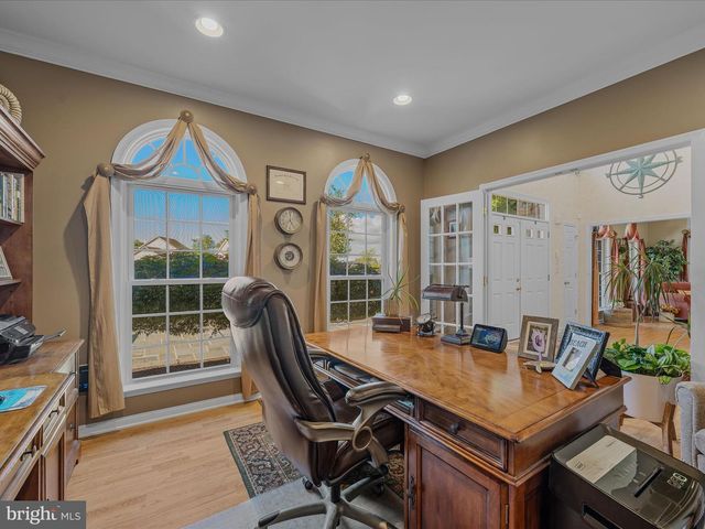 884 RIVANNA RUN, Falling Waters, WV 25419