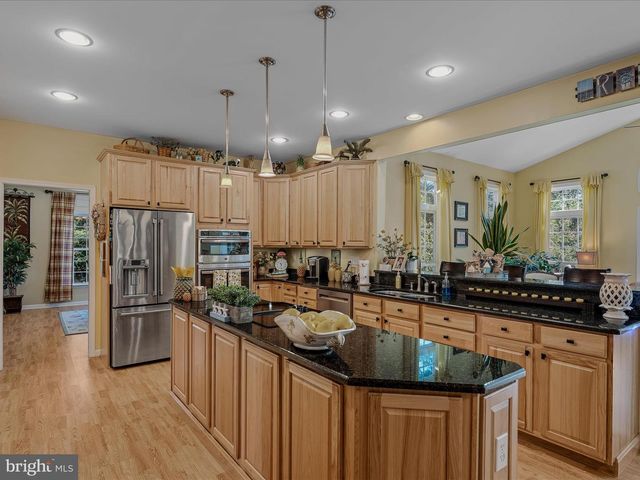 884 RIVANNA RUN, Falling Waters, WV 25419