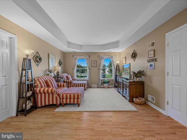 884 RIVANNA RUN, Falling Waters, WV 25419