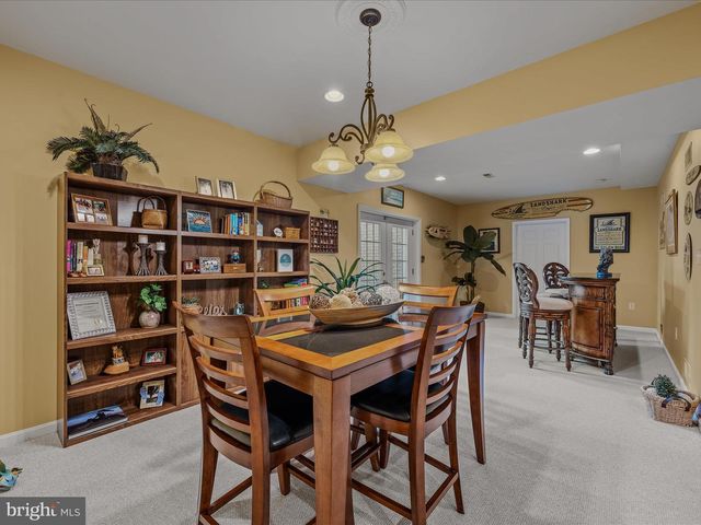 884 RIVANNA RUN, Falling Waters, WV 25419