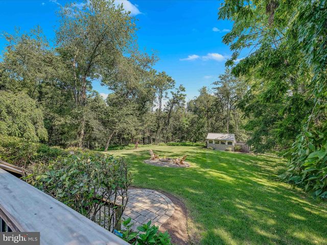 884 RIVANNA RUN, Falling Waters, WV 25419