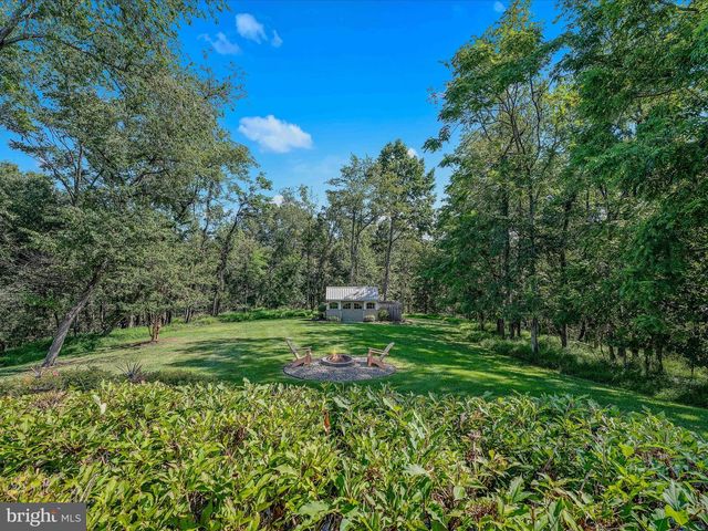 884 RIVANNA RUN, Falling Waters, WV 25419