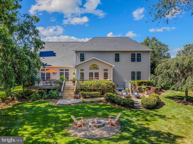 884 RIVANNA RUN, Falling Waters, WV 25419