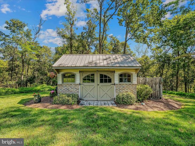 884 RIVANNA RUN, Falling Waters, WV 25419