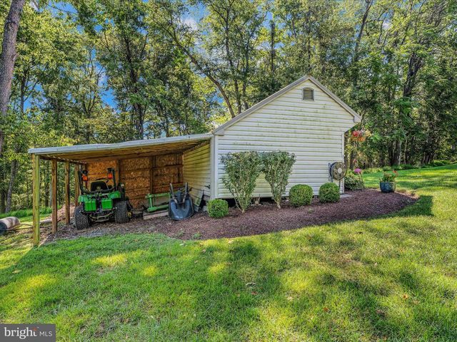 884 RIVANNA RUN, Falling Waters, WV 25419