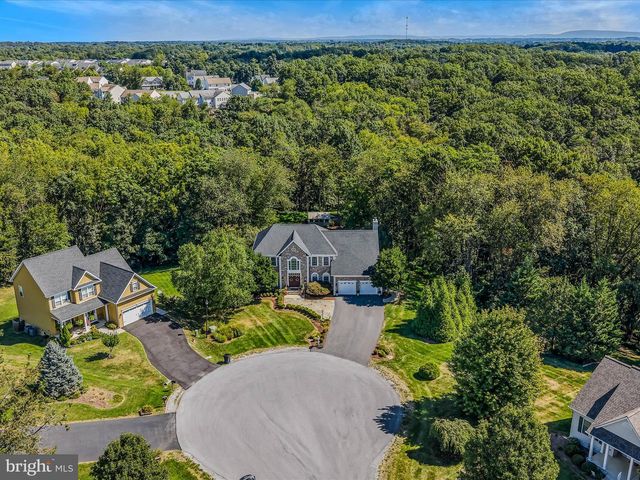 884 RIVANNA RUN, Falling Waters, WV 25419