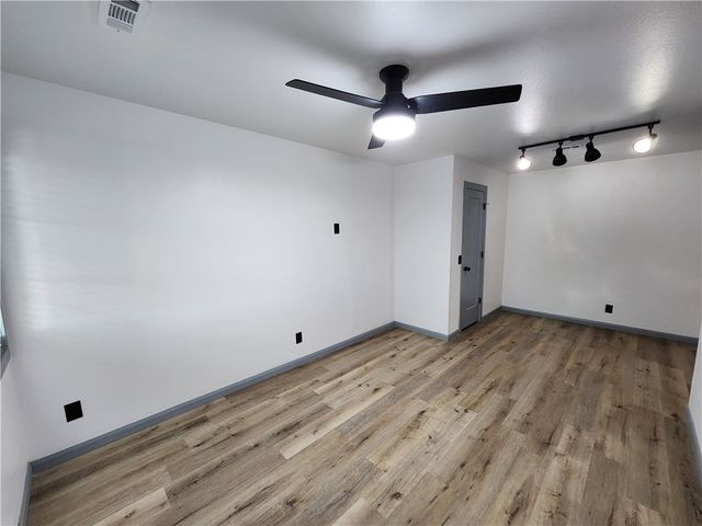 9 Holly Drive, Bentonville, AR 72712