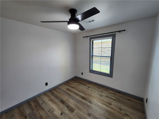 9 Holly Drive, Bentonville, AR 72712