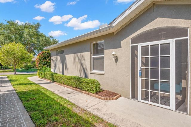 2129 ACADIA GREENS DRIVE, Sun City Center, FL 33573