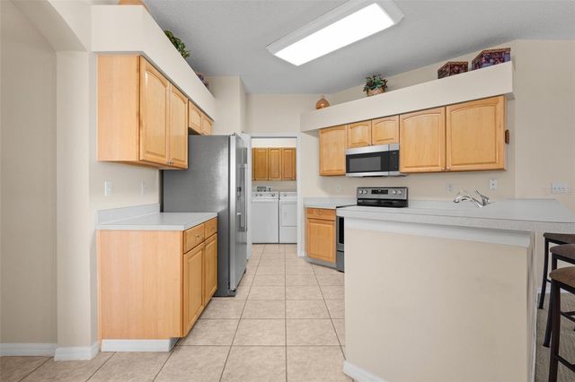2129 ACADIA GREENS DRIVE, Sun City Center, FL 33573