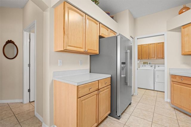 2129 ACADIA GREENS DRIVE, Sun City Center, FL 33573