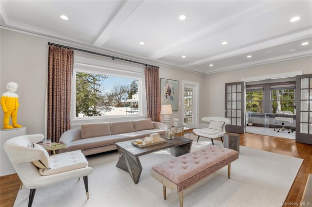 17 Linden Avenue, Larchmont, NY 10538