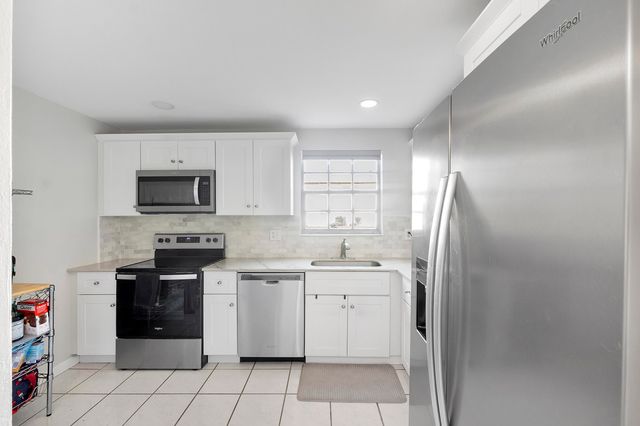 1700 Dover Road 113-a, Delray Beach, FL 33445