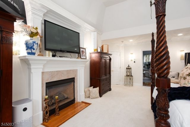 202 Rock Road West, Green Brook Twp., NJ 08812