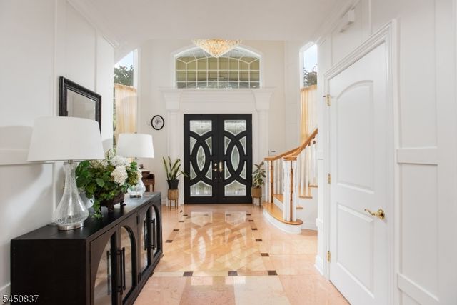 202 Rock Road West, Green Brook Twp., NJ 08812