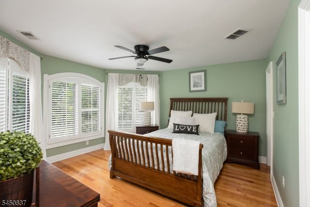 202 Rock Road West, Green Brook Twp., NJ 08812