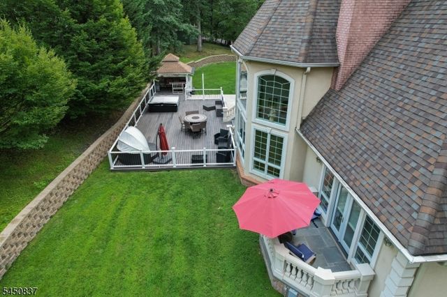 202 Rock Road West, Green Brook Twp., NJ 08812