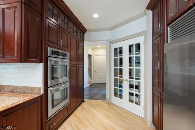 202 Rock Road West, Green Brook Twp., NJ 08812