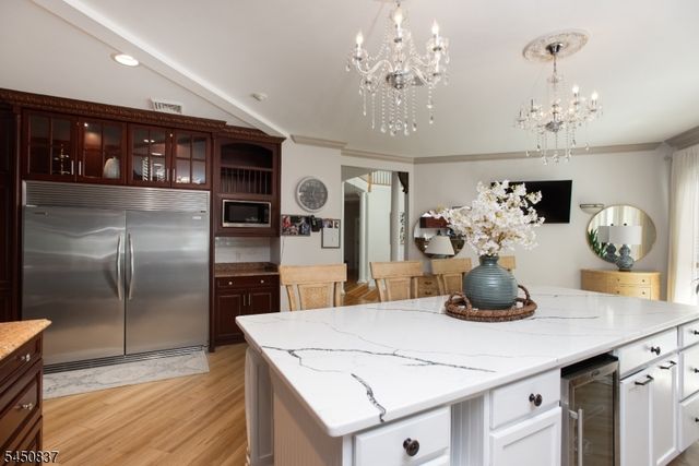 202 Rock Road West, Green Brook Twp., NJ 08812