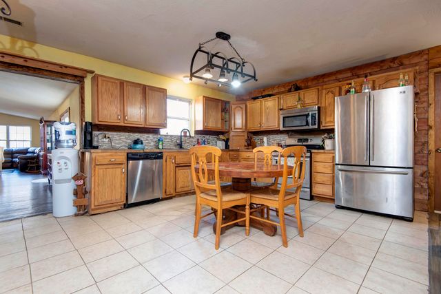 207 Royal Drive, Marshfield, MO 65706