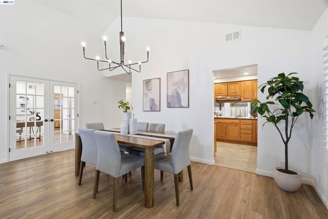 7629 Elderwood Court, Cupertino, CA 95014