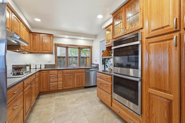 7629 Elderwood Court, Cupertino, CA 95014