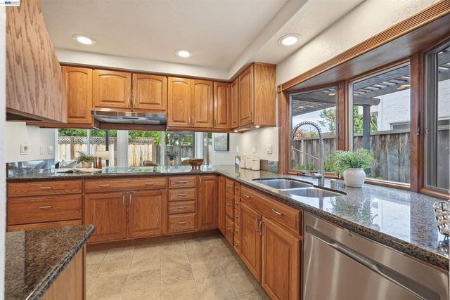 7629 Elderwood Court, Cupertino, CA 95014