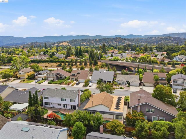 7629 Elderwood Court, Cupertino, CA 95014