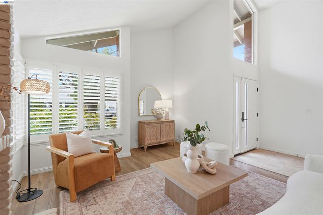7629 Elderwood Court, Cupertino, CA 95014