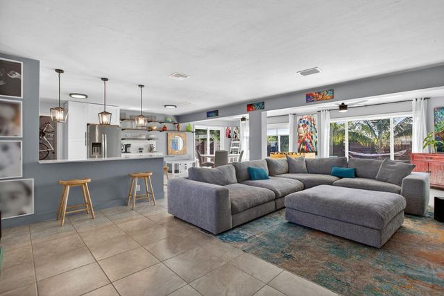 1530 W River Drive, Margate, FL 33063