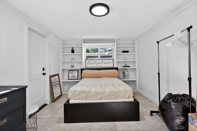 1530 W River Drive, Margate, FL 33063