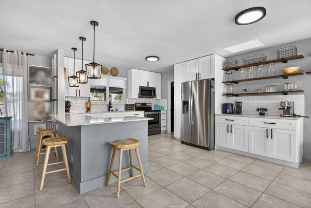 1530 W River Drive, Margate, FL 33063